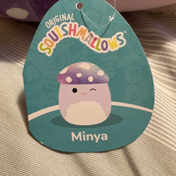 Squishmallows Minya - Picture 3 of 4